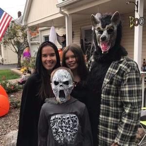 Meet your Posher, Rj